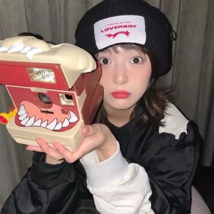 灯火管制 封面
